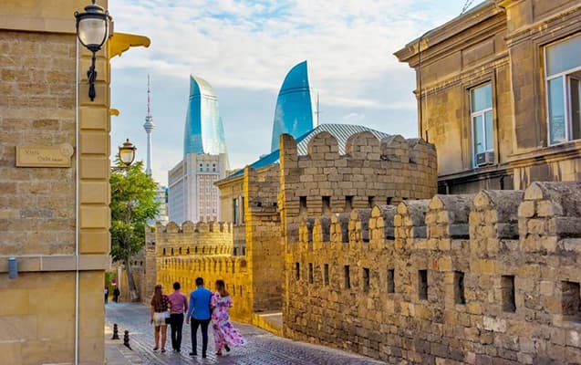&ldquo;Kafe mədəniyyəti, əla şərabı ilə məşhur yarı Avropa şəhəri - Bakı&rdquo; - <span style="color:#ff0000">&ldquo;The</span> <span style="color:#ff0000">Telegraph&rdquo;ın</span> <span style="color:#ff0000">məqaləsi</span>