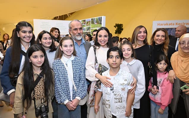 Leyla və Arzu Əliyevalar sərgidə -<span style="color:#ff0000"><b> VİDEO/FOTO</b></span>