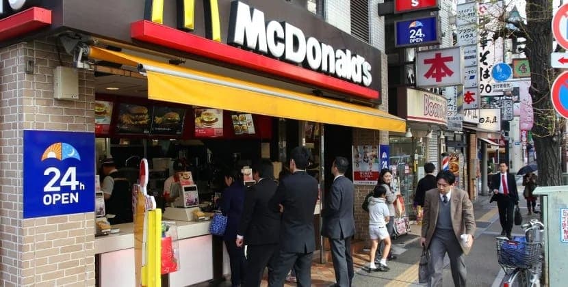 
100 gün &ldquo;McDonald&#39;s&rdquo; yeməyi yeyib arıqlamağı planlaşdırır