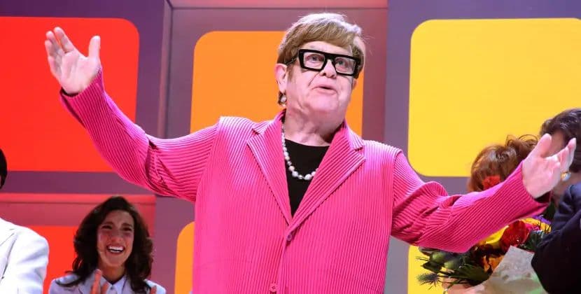 &ldquo;Bu, onun üçün kədərli sondur&rdquo; -<span style="color:#ff0000"> Elton Con sarsıdıcı zərbə aldı</span>