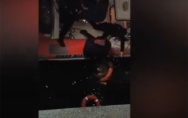 
Bulvarda dənizdə batan gənc xilas edildi- <span style="color:#ff0000">VİDEO</span>
