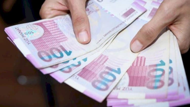 
&quot;Xərçəng xəstəsisən&quot; deyib 11 min manatını mənimsədilər - <span style="color:#ff0000">VİDEO</span>

