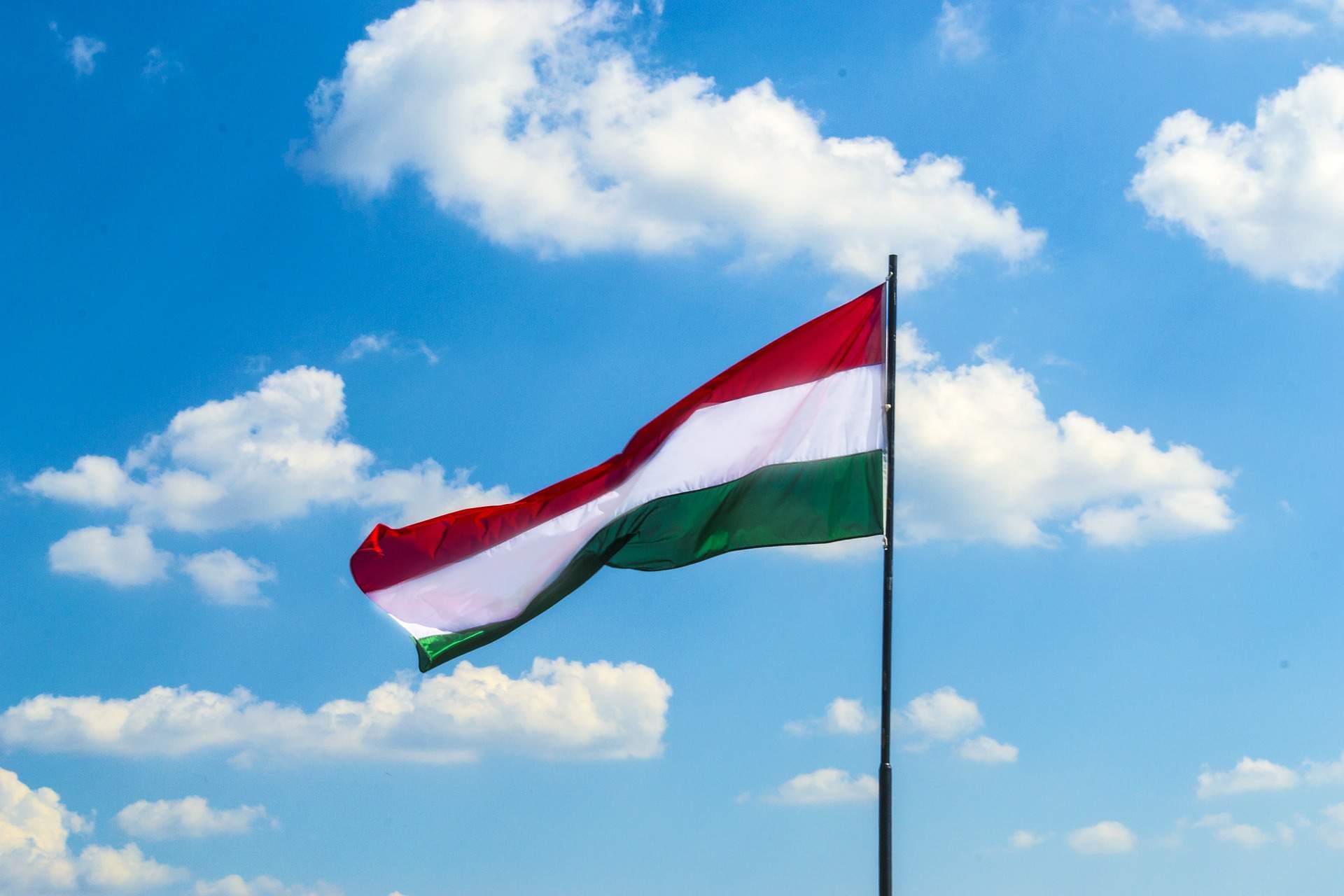 Macarıstan Aİ-dən gələn 1 milyard avronu <span style="color:#ff0000"><b>İTİRƏ BİLƏR</b></span>