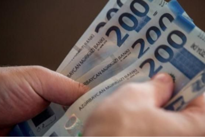 Bakıda maaşlar <span style="color:#ff0000"><b>AZALIR - MÜQAYİSƏ</b></span>
