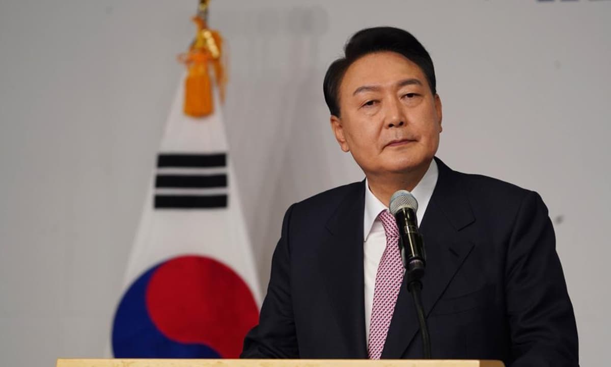Cənubi Koreya parlamenti dəstəklədi - <span style="color:#ff0000"><b>Prezident vəzifədən göndərilir</b></span>