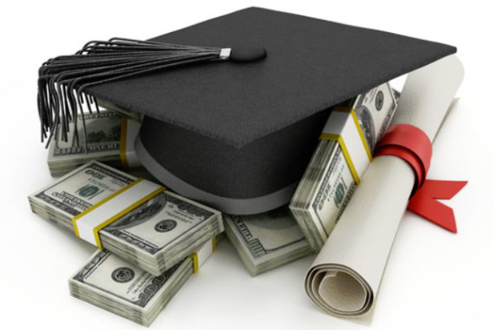 Tələbələri ən çox kredit alan universitetlərin <span style="color:#ff0000"><b>ADLARI - SİYAHI</b></span>