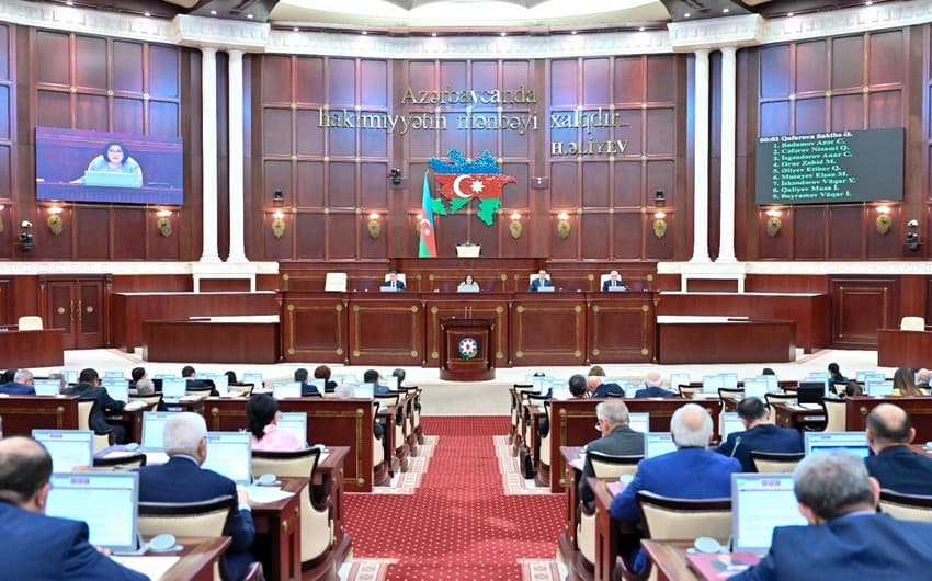 Milli Məclisin növbəti iclasının vaxtı <span style="color:#ff0000"><b>AÇIQLANDI</b></span>