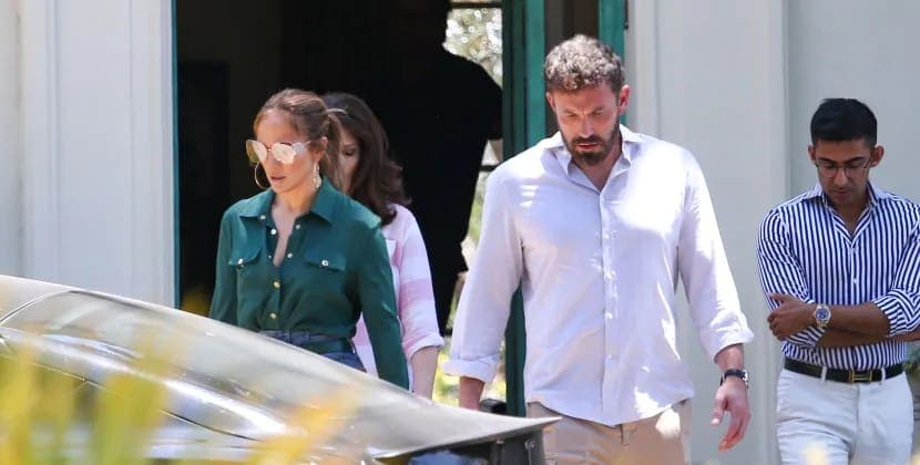 
Cennifer Lopez və Ben Afflek bayramlaşıblar - <span style="color:#ff0000">FOTOLAR</span>