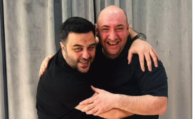 
<span style="color:#ff0000">Cavidan Novruz Ənvərdən ÜZR İSTƏDİ:</span> &quot;Azər Baxşəliyevin vəfatından sonra anladım ki... &quot;