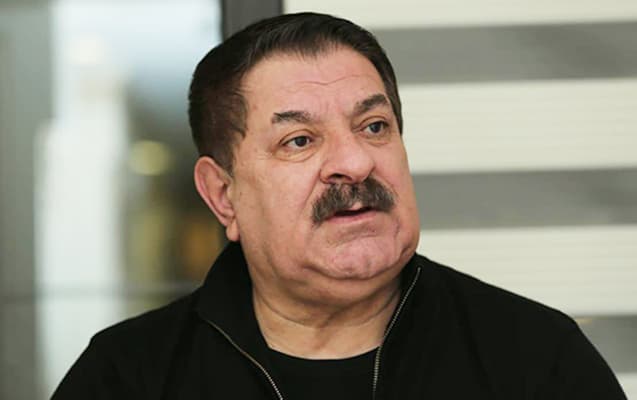 <span style="color:#ff0000">Ağadadaş Ağayev bu milyarderin qohumuna balta atıbmış</span> - ƏMİSİ QIZIDIR...