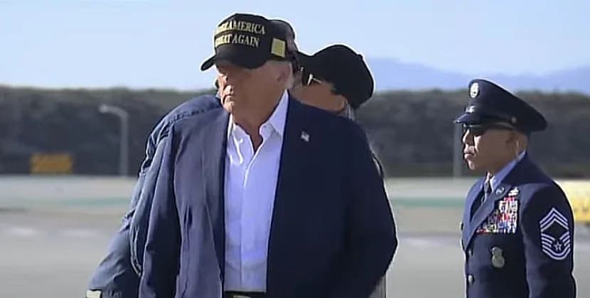 
Kaliforniya qubernatoru Melaniya Trampı öpdü: Birinci xanım nədən şübhələnir - <span style="color:#ff0000">VİDEO</span>