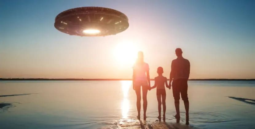 "Yadplanetlilər bizə zəng ediblər": Pentaqonun keçmiş əməkdaşı sensasiyalı etiraf edib