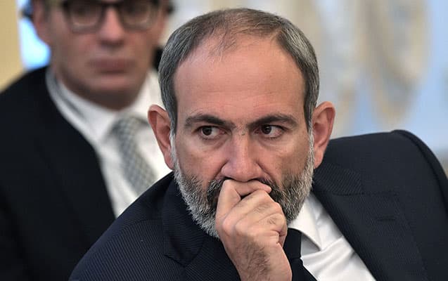 &quot;Azərbaycan bu iki bəndlə Paşinyanı Konstitusiya dəyişikliyinə məcbur edə bilər&quot; - <span style="color:#ff0000"><b>ŞƏRH</b></span>