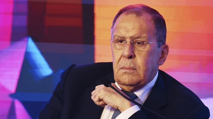 Lavrov: &quot;Putinlə Trampın danışığı çoxunu mat qoydu&quot;