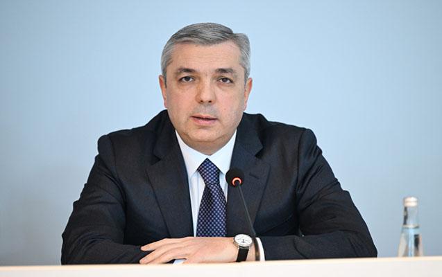 Yeni sədri kollektivə Samir Nuriyev təqdim etdi - Fotolar