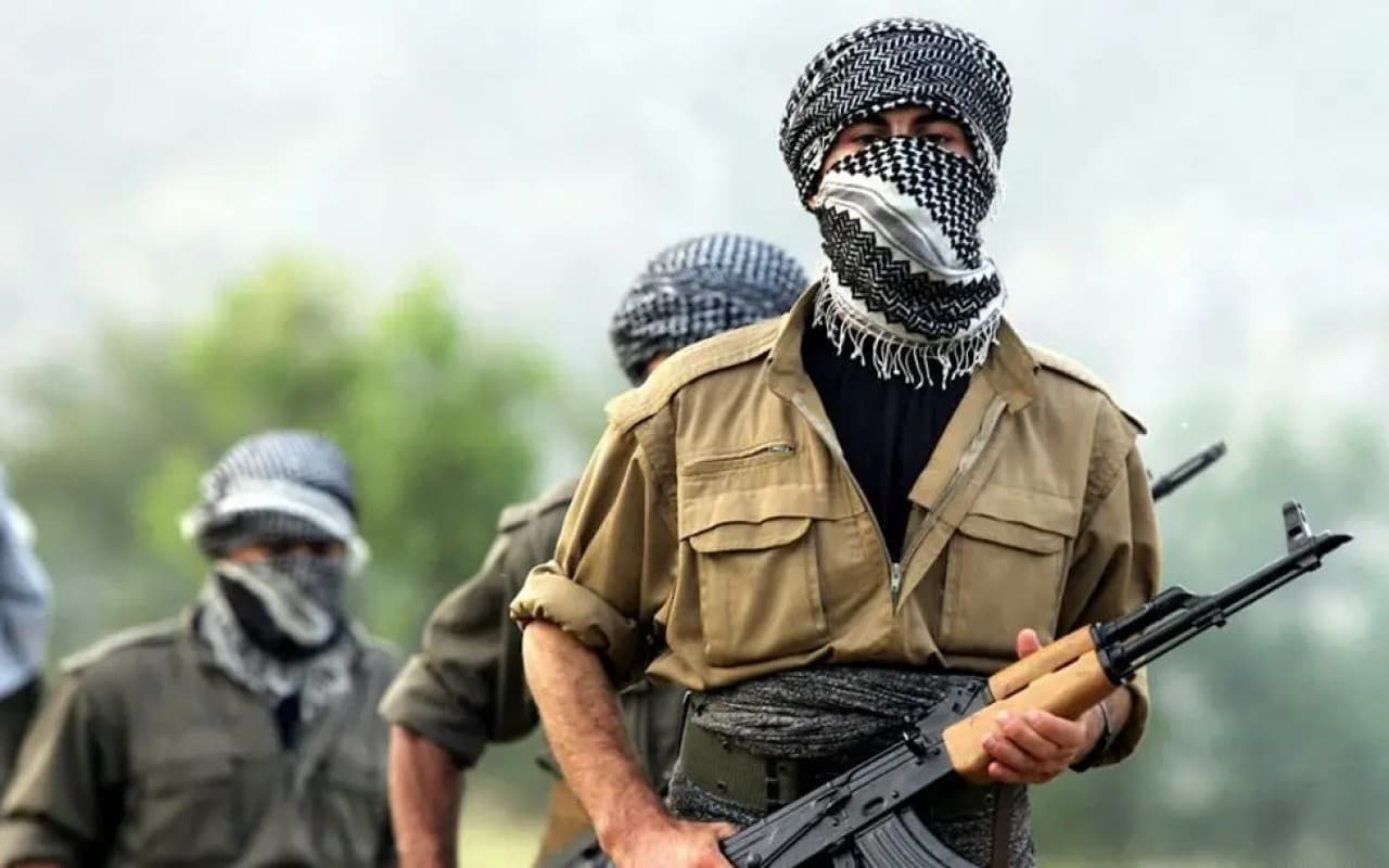 İraq və Suriyanın şimalında 17 terrorçu <span style="color:#ff0000">öldürüldü</span>