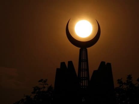 
Ramazanın 7-ci günü: <span style="color:#ff0000">Dua, imsak və iftar vaxtı</span>