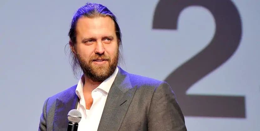 Məşhur rejissor &ldquo;Netflix&rdquo;ə 11 milyon dollarlıq fırıldaqçılıq etdi: <span style="color:#ff0000">Yarıdan çoxunu itirdi</span>