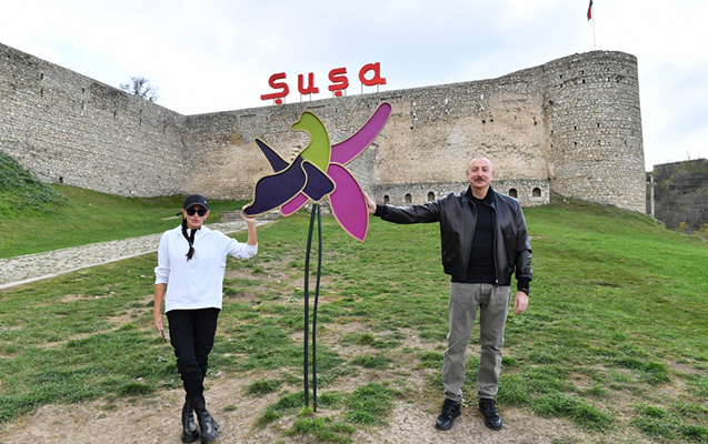 İlham Əliyevlə birinci xanım Şuşada açılışlarda iştirak etdi