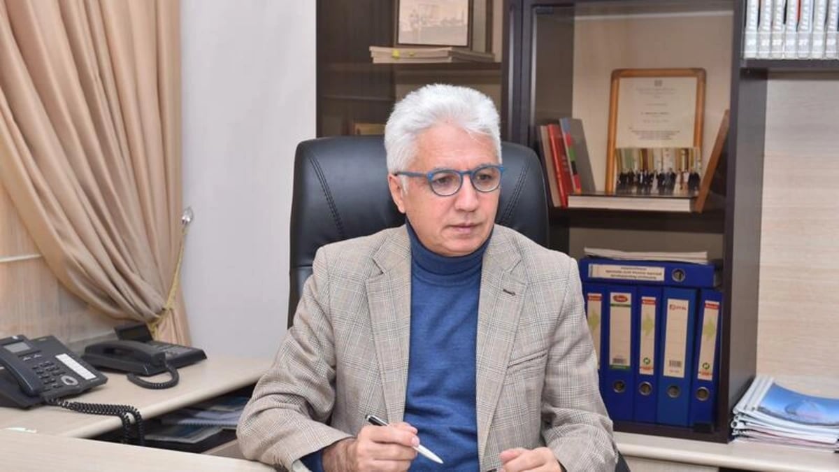 İctimai xadim Çingiz Abdullayevin 65 yaşı tamam olur