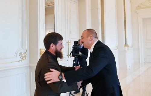 Kadırov İlham Əliyevi təbrik etdi