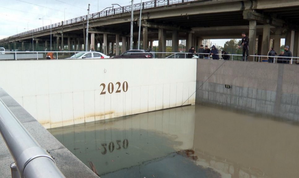 Sabunçu tunelini yenidən su basdı - VİDEO