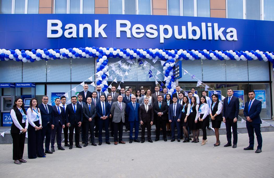 Bank Respublikaya inam zəifləyib? - Müştərilər 136 milyon manatı çıxarıb