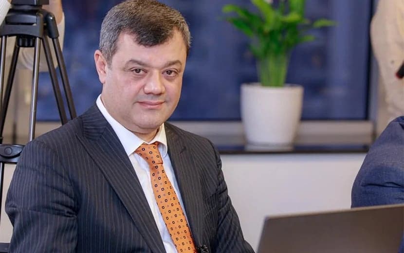 <span style="color:#ff0000">Tural Müseyibov:</span> &quot;Jurnalistlər mənim köməkçilərimdir&quot; fikriniz bizə güc verir, <span style="color:#ff0000">CƏNAB PREZİDENT&quot;</span>