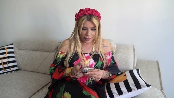 
Sosial media fenomeni həbs edildi