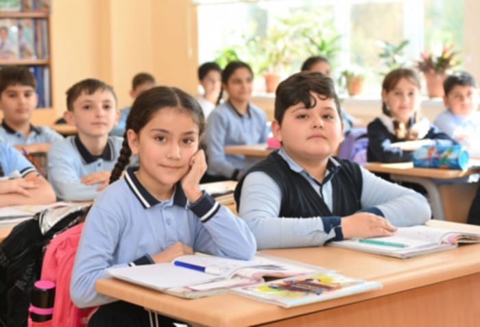 I siniflərə şagird qəbulunun vaxtı dəyişdirildi