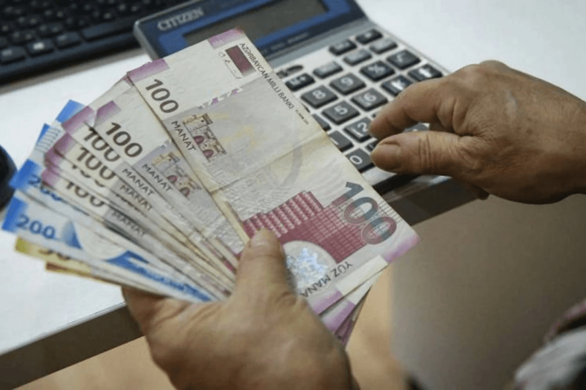 Bu şəxslərə ömürlük 1500 manat verilir