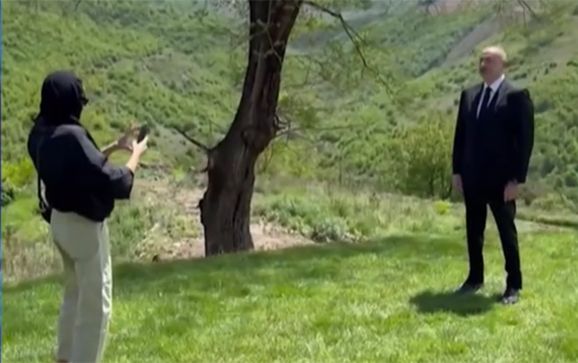 Prezidentlə xanımından səmimi görüntülər - VİDEO