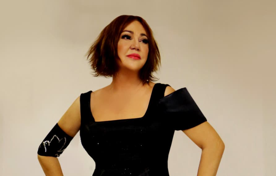 
Məşhur müğənni ürək əməliyyatı keçirdi