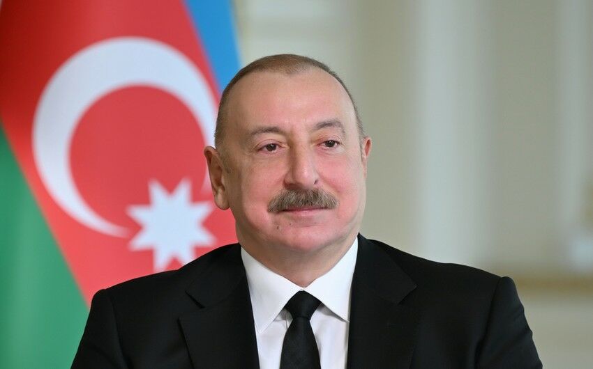 Prezidentin Macarıstan səfərindən görüntülər - VİDEO