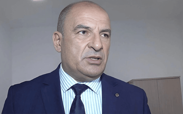 Qalmaqallı direktor işdən çıxarıldı