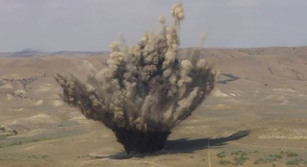 Ağdərədə mülki şəxs minaya düşdü