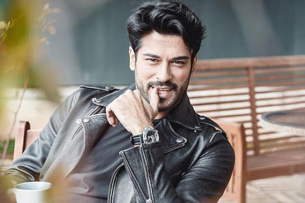 Məşhur türkiyəli aktyorun inanılmaz sərvəti...