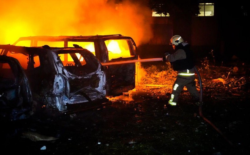 Rusiya yenidən Xarkovu hədəf aldı - 2 ÖLÜ