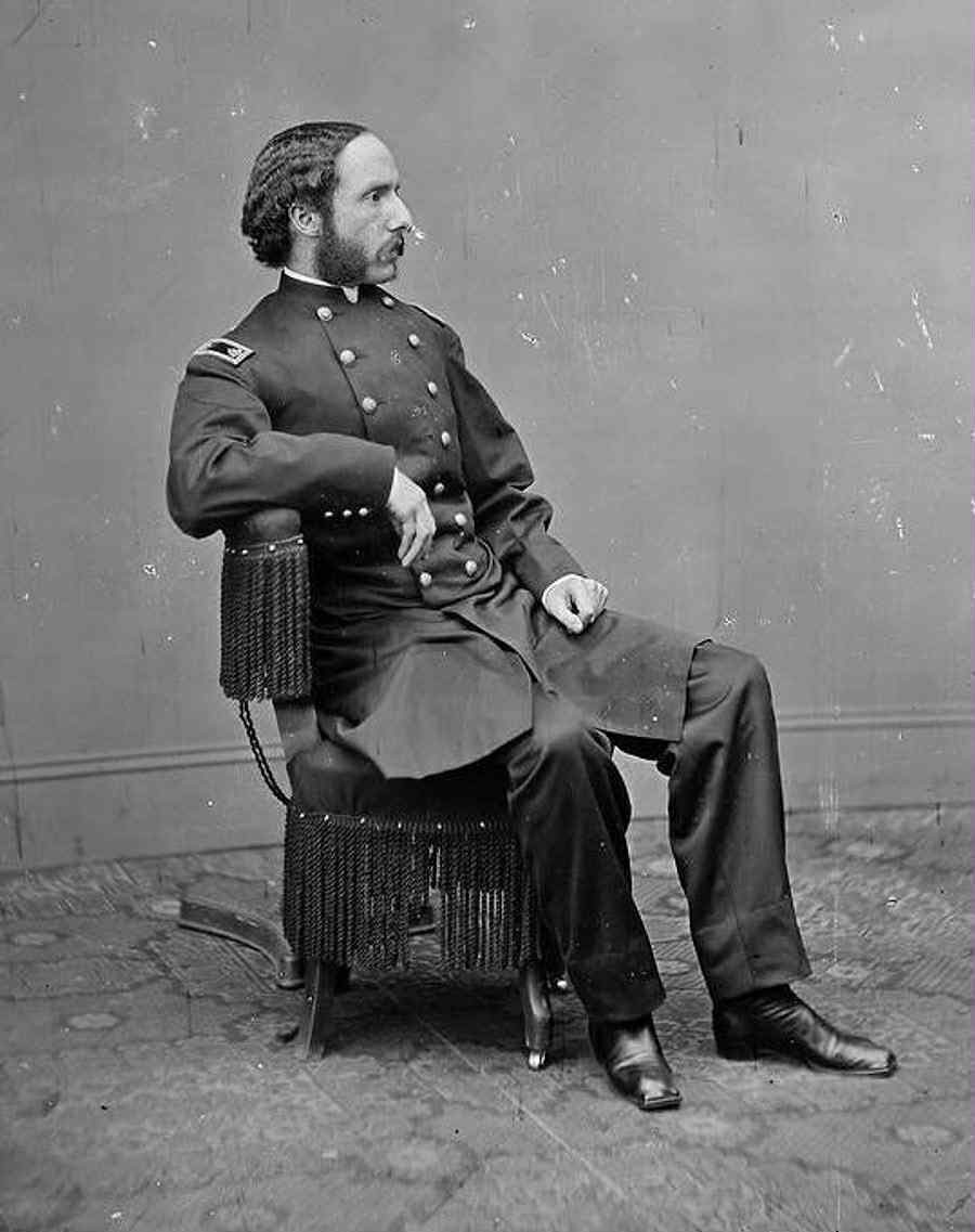 Abraham Linkolnun öldürülməsinin qarşısını ala bilmədiyi üçün ağlını itirdi - <span style="color:#ff0000">FOTO</span>