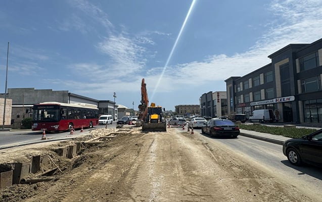 Yoldakı təmirə görə bu avtobusların hərəkəti ləngiyir