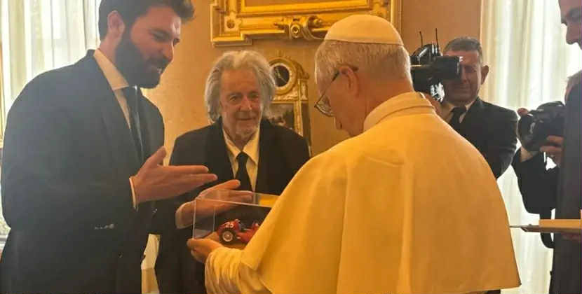 Al Paçino yeni Papa ilə görüşən ilk aktyor oldu - FOTO