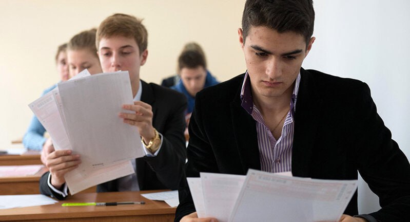 Blok imtahanında 100 baldan aşağı nəticə əldə edən abituriyentləri nə gözləyir? - AÇIQLAMA