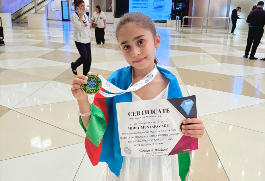 Azərbaycanlı məktəbli beynəlxalq olimpiadada qızıl medal qazandı