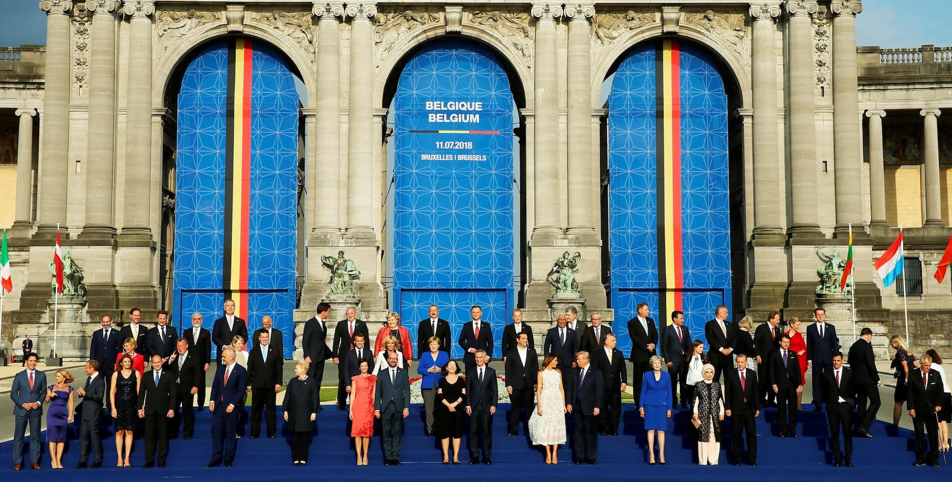 Aktyordan cərraha, bankirdən jurnalistə &ndash; <span style="color:#ff0000">Müasir liderlərin peşələri</span>