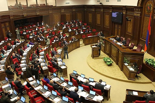 <span style="color:#ff0000">Kostanyan:</span> Ermənistan Azərbaycanla tezliklə yeni müzakirələr apara bilər