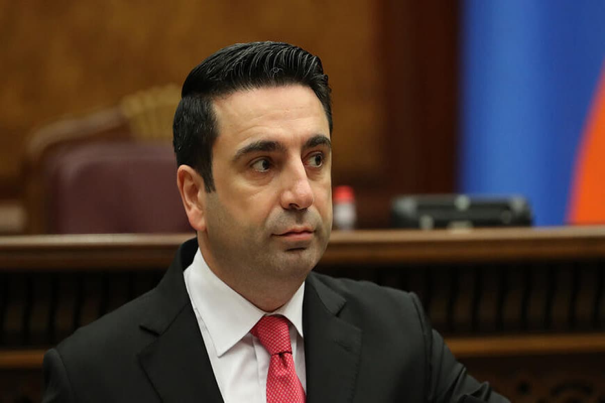 Ermənistanda Rusiya telekanallarına<span style="color:#ff0000"> qadağa qoyula bilər</span>