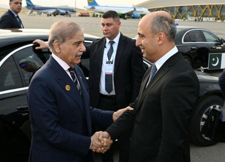Şahbaz Şərifin Azərbaycana səfəri başa çatdı
