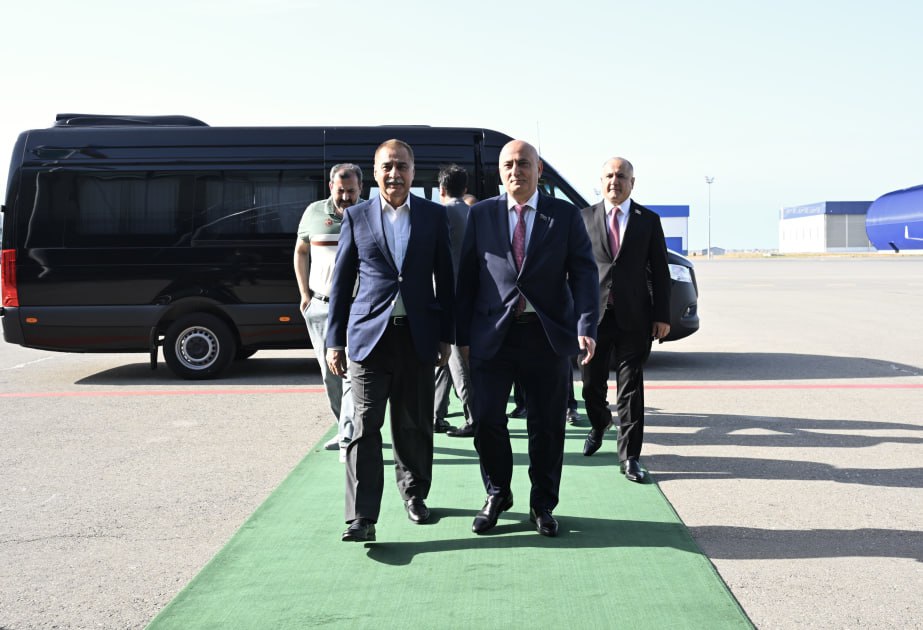 Pakistan Milli Assambleyasının sədri Azərbaycana gəldi