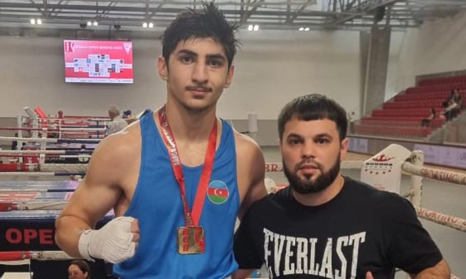 Boksçumuz beynəlxalq turnirdə qızıl medal qazandı