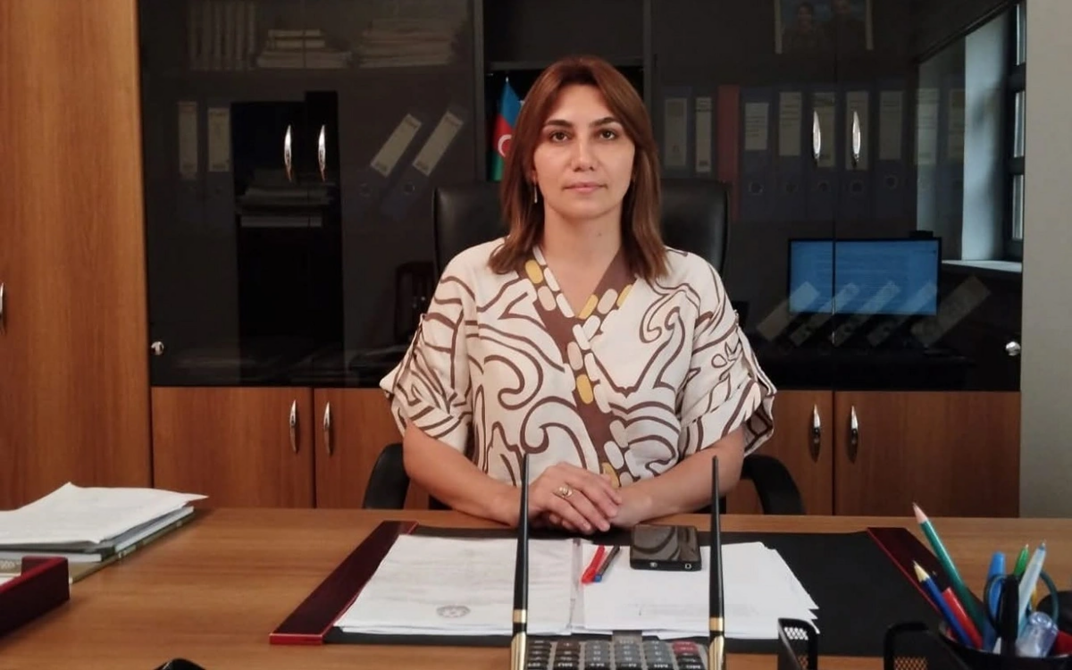 
Flora İbadovaya icra hakimiyyətində vəzifə verildi